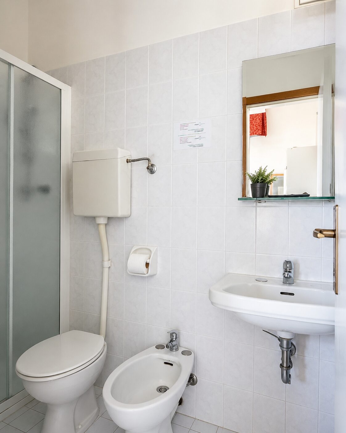 Hotel Columbia Frontemare — bagno privato
